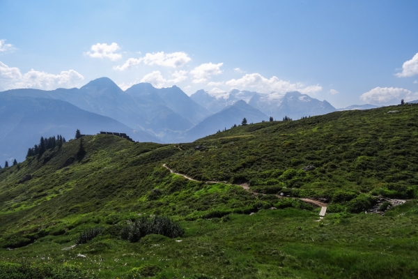 Vues splendides au-dessus de Disentis 