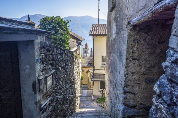 Grünes Centovalli, blauer Lago Maggiore