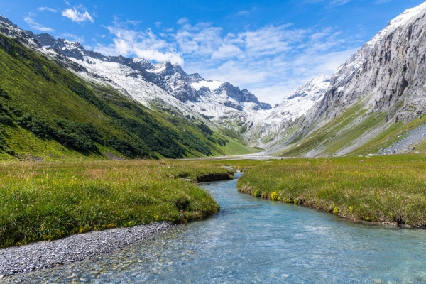 Vallée d’altitude atypique dans la Surselva