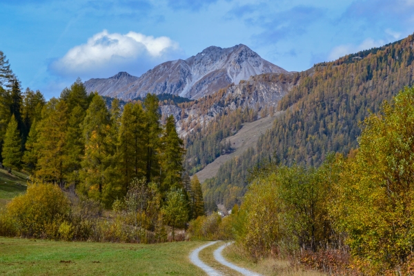 Flusswanderung entlang des Rom GR