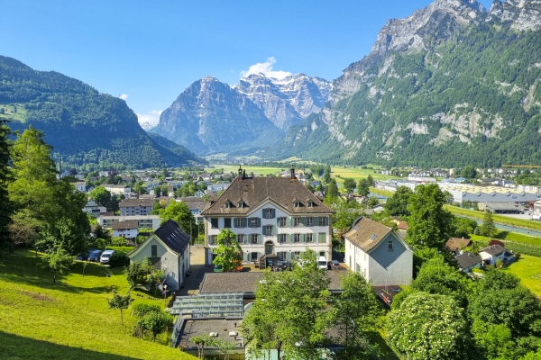 Parcours printanier au-dessus du lac de Walenstadt