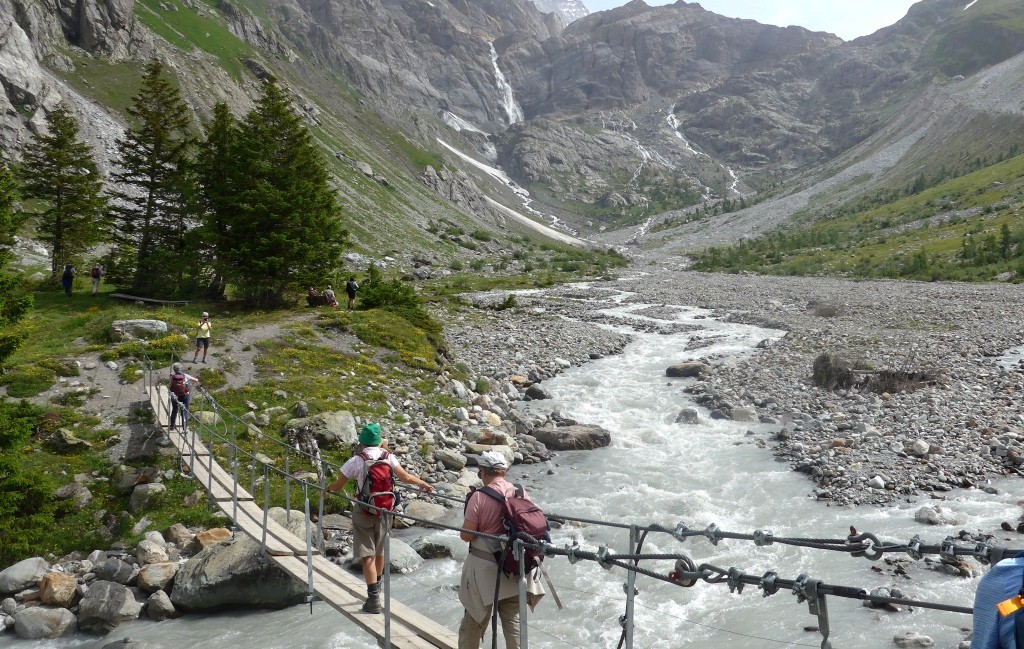 Wir bieten Wanderungen in den unterschiedlichsten Regionen, von den Alpen ...