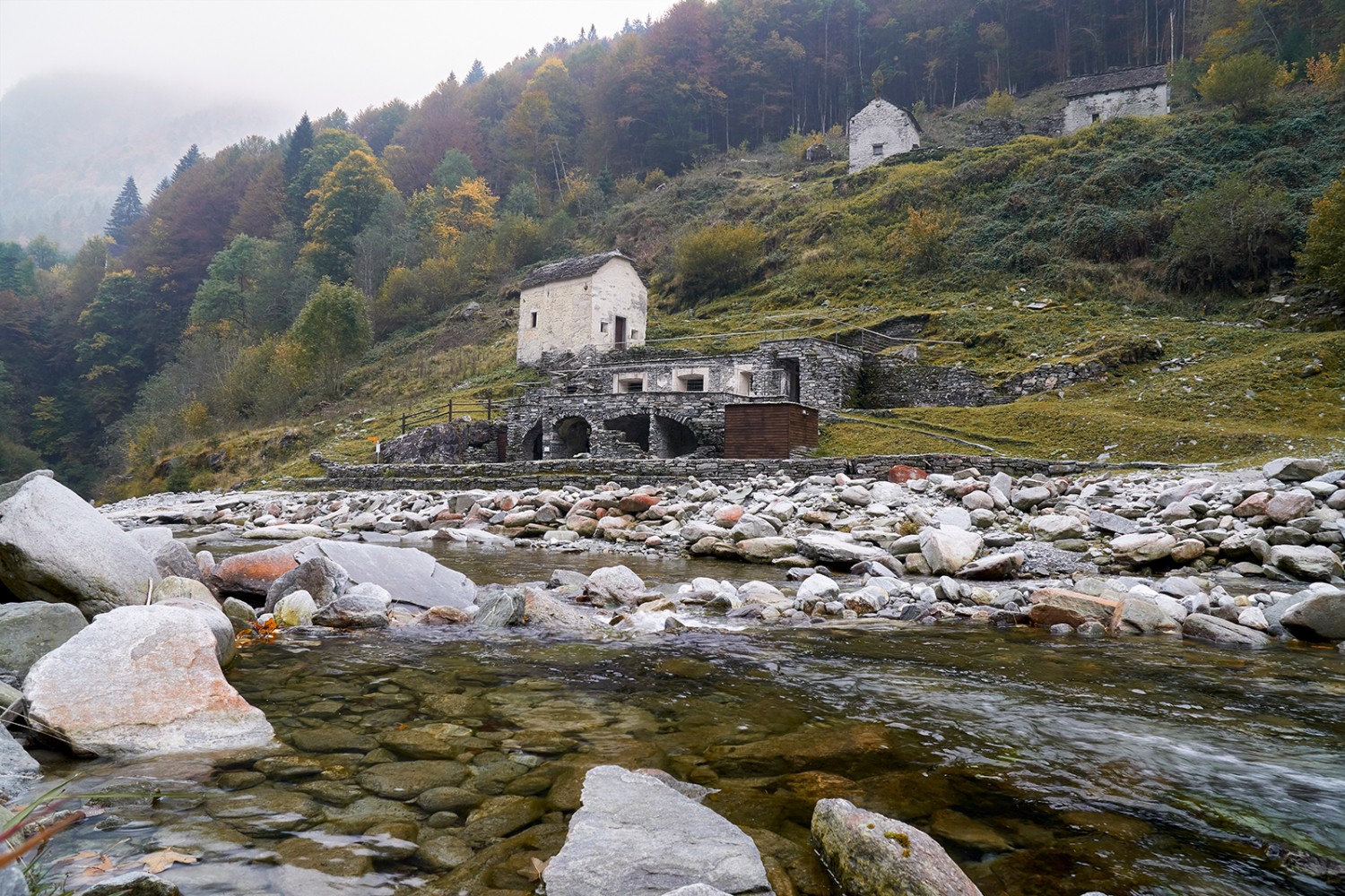 L’Isorno entre en Suisse au niveau des Bagni di Craveggia. Photos: Peter Kleiner