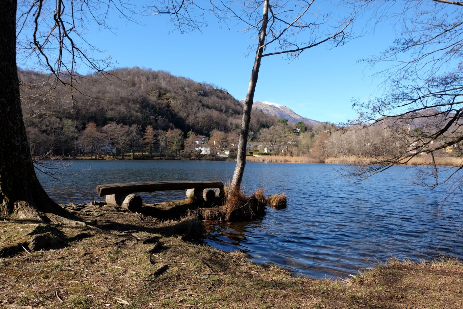 Le lago d’Origlio, avant la descente raide vers Lamone