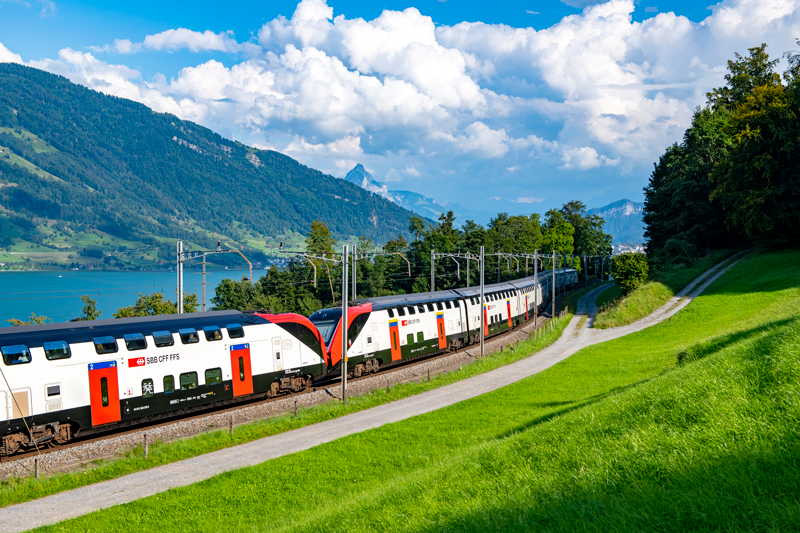 FVD-Seitenansicht-Gewitter-Sommer-Zugersee_800x533