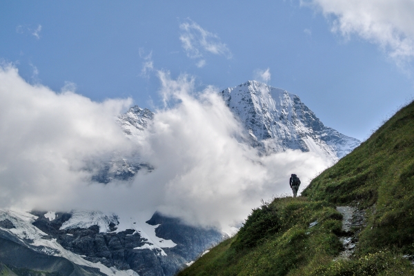 Dans la vallée supérieure de Lauterbrunnen