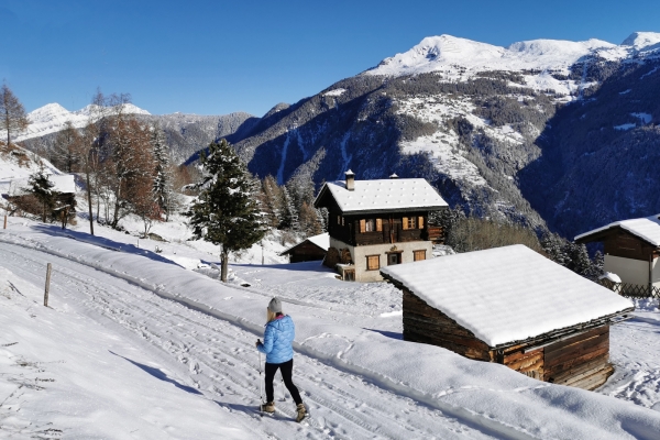 Jeux d’ombres dans le Val d’Anniviers