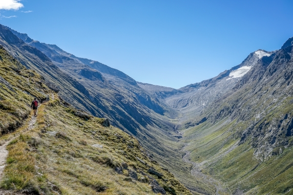 Nature sauvage au sud de Saas-Almagell