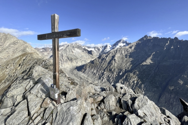 Vue panoramique sur le Sparrhorn