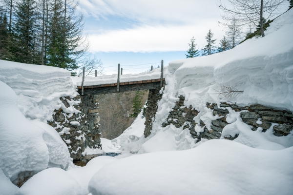 Auf Schneeschuhen über dem Vispertal