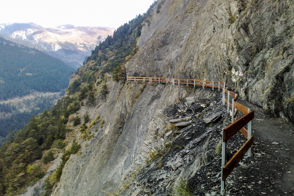 Sentier du bisse du Torrent-Neuf à Savièse