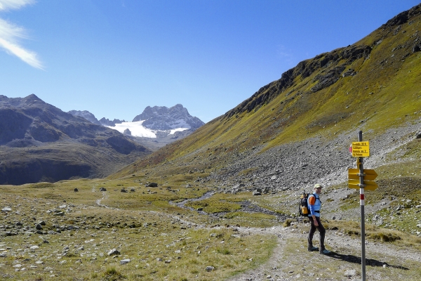 Rundwanderung zur Kesch-Hütte