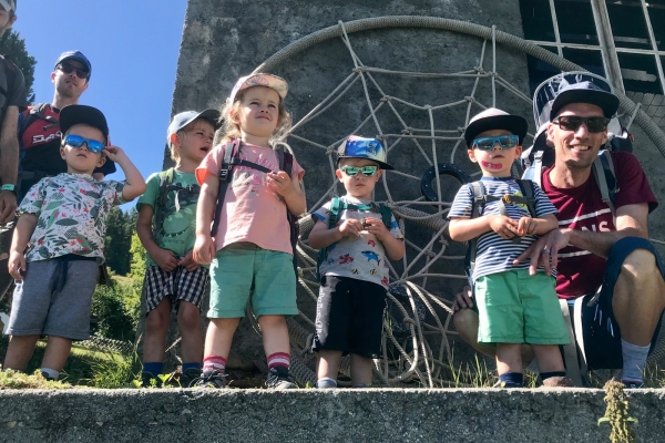 Randonnée féerique le long d’un bisse 