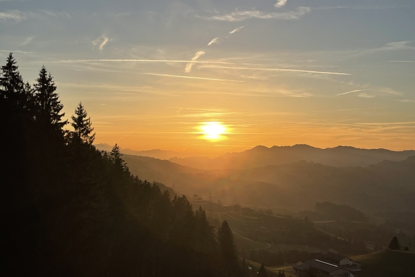 Winterwanderung - Sonnenunterang auf dem Hochhamm