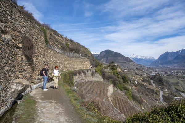 Entlang der Bisse de Clavau bei Sion