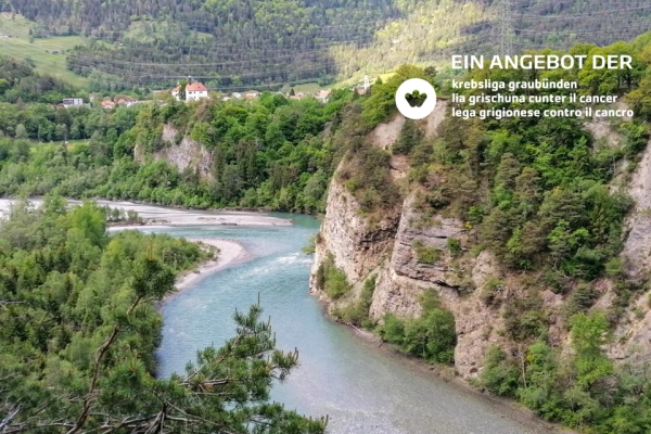 Angebot Krebsliga Graubünden: Polenweg über dem Hinterrhein