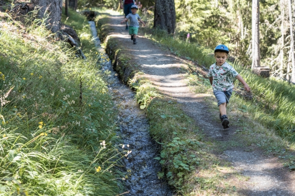 Märchenhafte Suonenwanderung bei Unterbäch