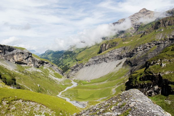 Surplomber le glacier