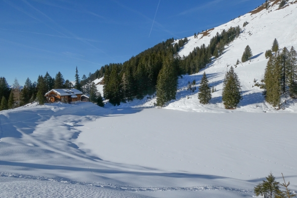 Winteridylle am Col du Pillon