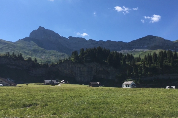 Vom Hasliberg via Mittelpunkt der Schweiz zur Melchsee-Frutt