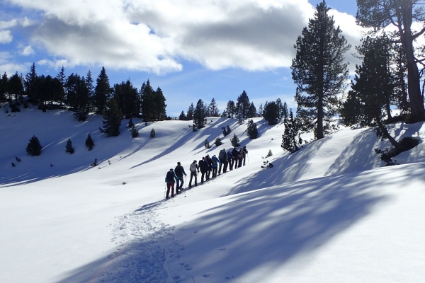 Schneeschuhwanderung zum Mittelpunkt der Schweiz im Älggi