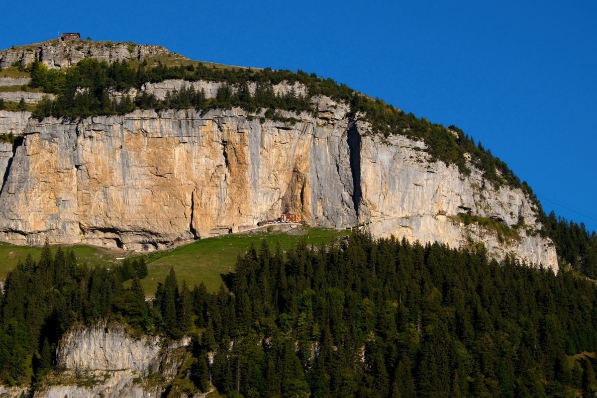 Ebenalp, Äscher und Wildkirchli Foto: Walter Biselli, CC BY-SA, Walter Biselli