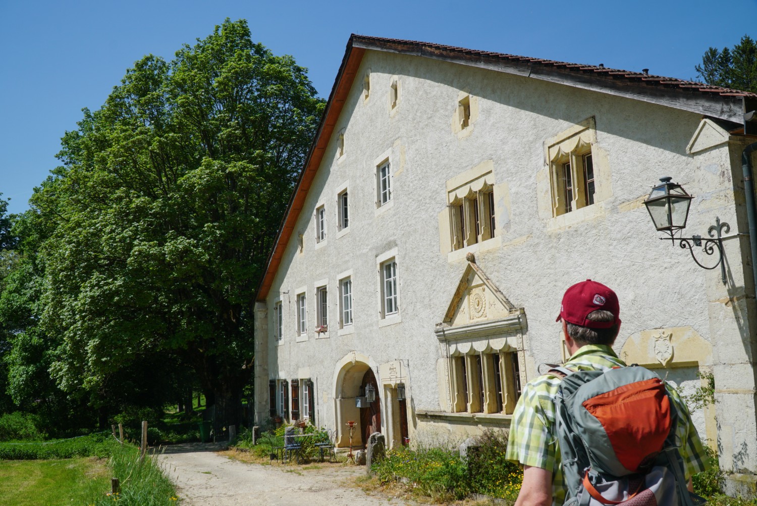 Höhe- und Schlusspunkt der Wanderung: Einkehren im Ferme des Brandt. Bild: Mia Hofmann