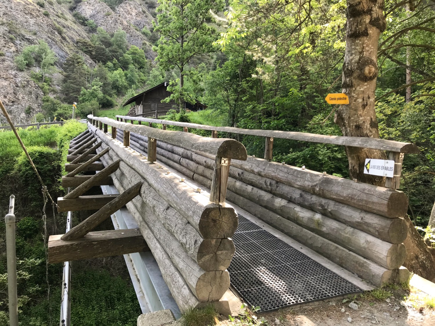 Der Bergbach «La Fare» wird uns am Ende der Wanderung noch einmal begegnen. Bild: Ulrike Marx