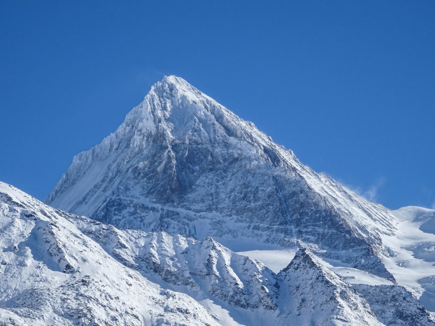 Die Dent Blanche, das Wahrzeichen des Val d’Hérens. Bild: Sabine Joss