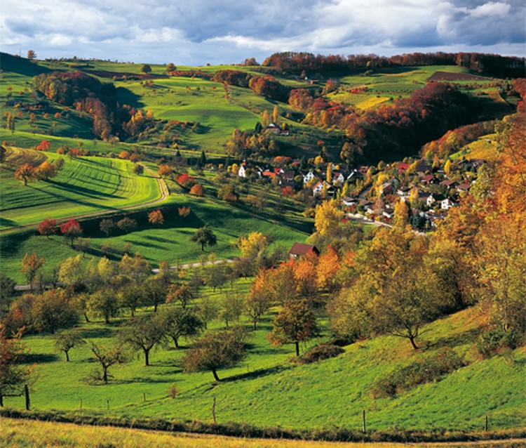 Besonders im farbenfrohen Herbst ist diese Wanderung ein Genuss.