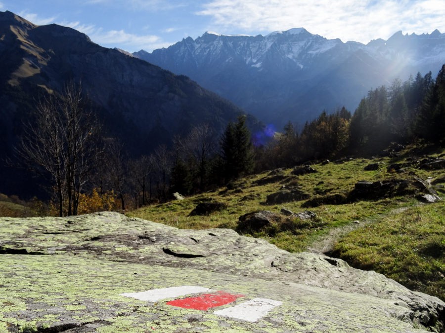 Mit jedem Schritt bergauf sieht man mehr von diesem herrlichen Panorama.Bilder: Vera In-Albon