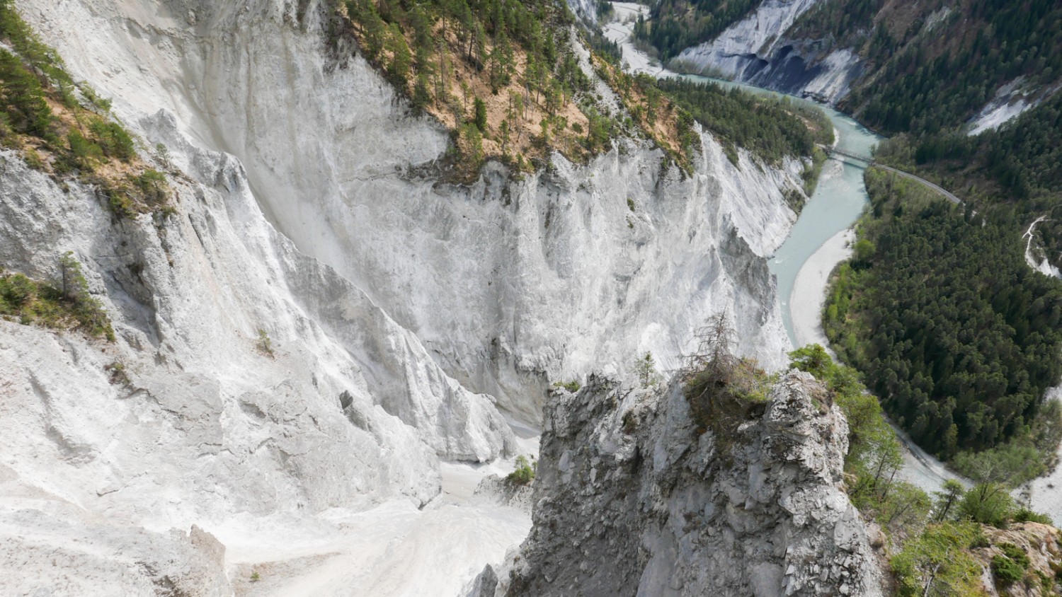 La vista dalla piattaforma "Il spir" è fantastica.