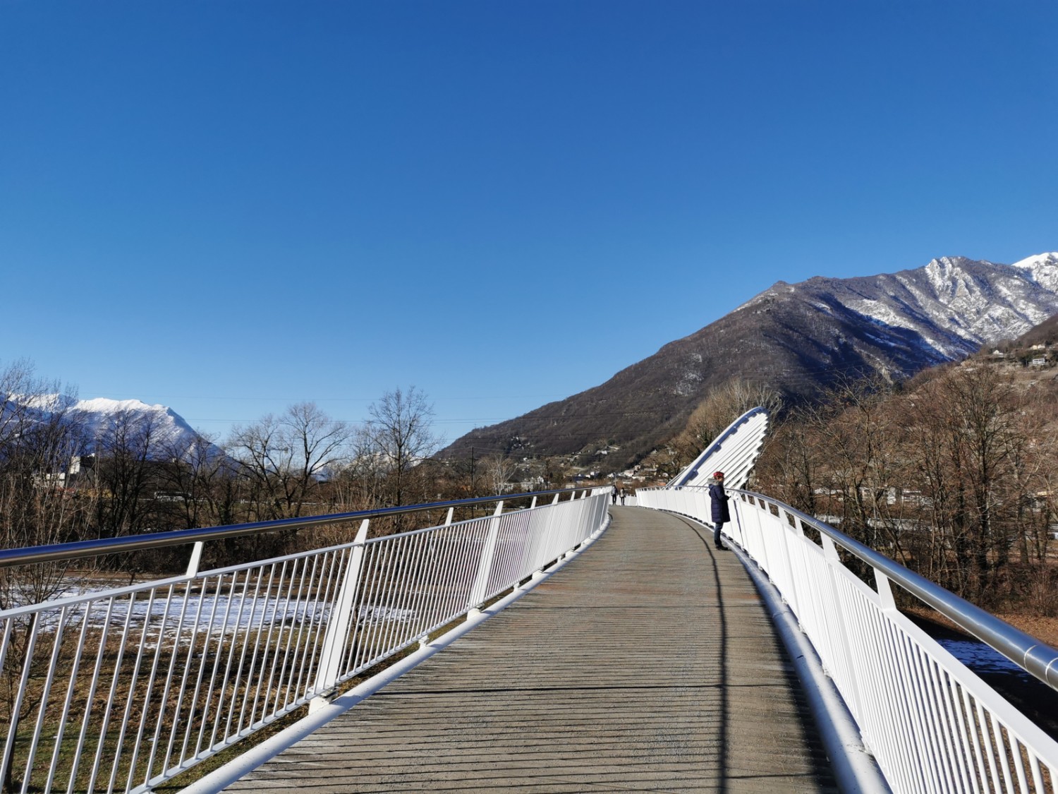 Passerelle vers Monte Carasso/Sementina.