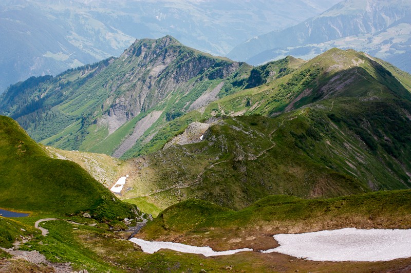 Gratwanderung auf dem langen Grat in Richtung Seewlistock. 