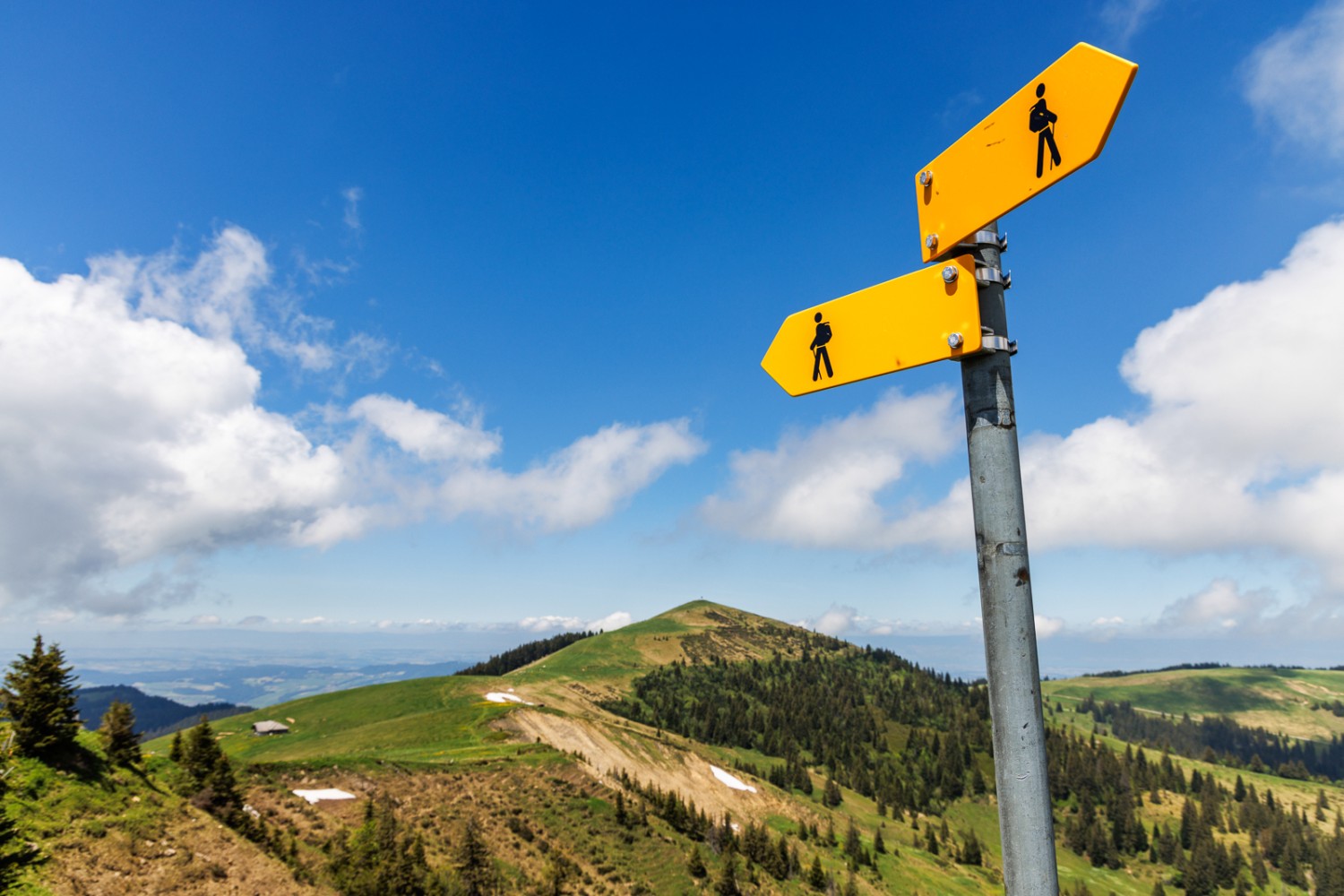 Das Herzstück der Wanderung ist der Gratweg zu La Berra. Bild: Severin Nowacki