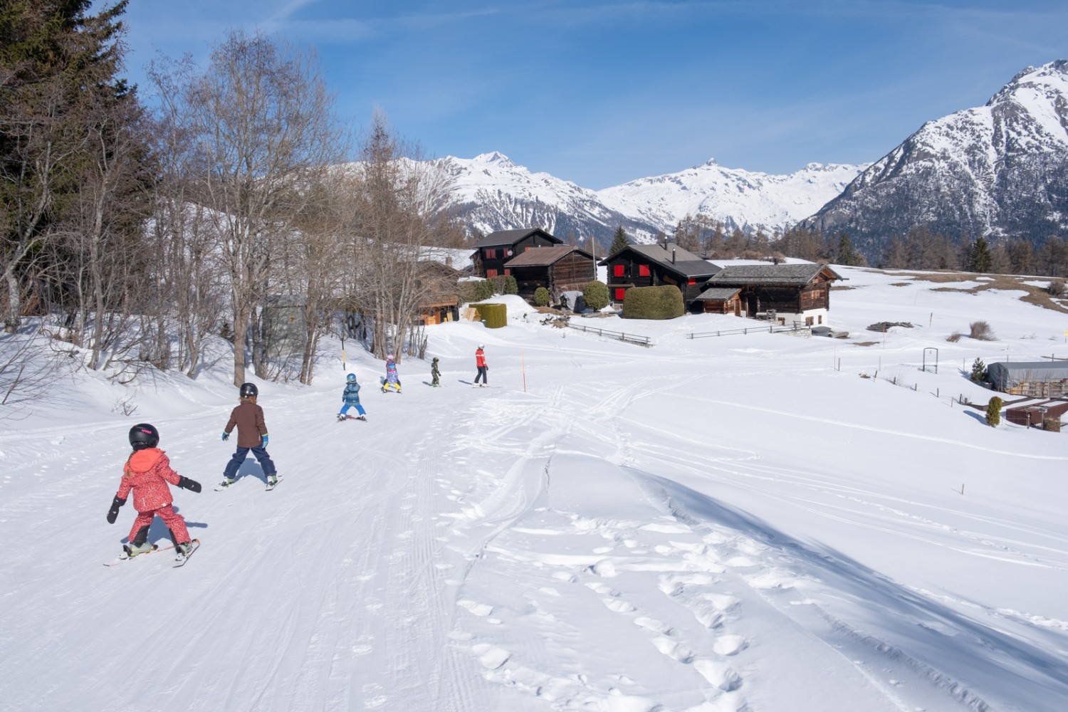 Peu avant l’arrivée, passage par le domaine skiable d’Eischoll. Photo: Markus Ruff