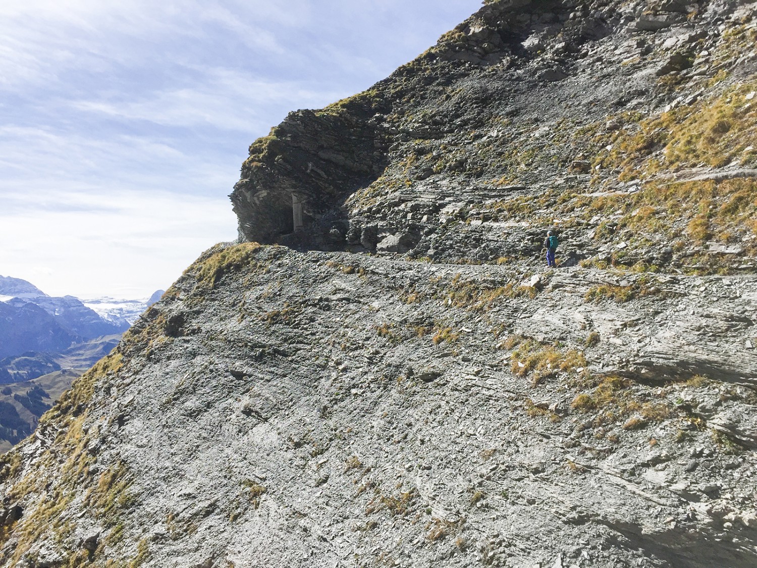 Im Schatten des Felsens steht das Gsür-Bänkli. Bilder: Rémy Kappeler