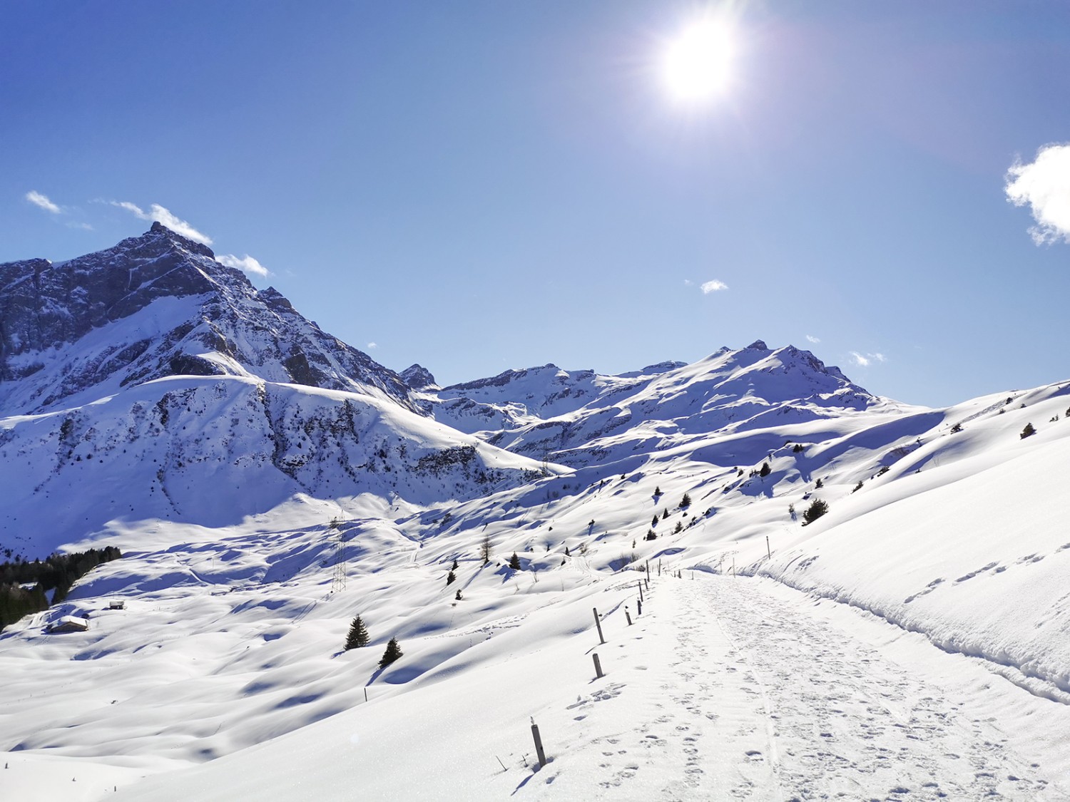 Le Piz Beverin (à gauche) et le Bruschghorn. Photos: Andreas Staeger