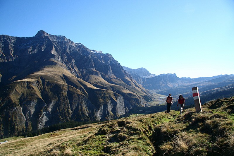 Vue sur le fond de la vallée de Safien après la Camaner Hütta. Photo: Barbara Steinmann