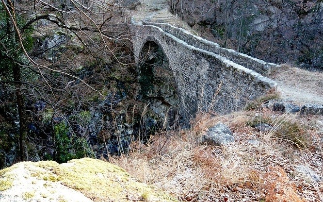 Pont Lau