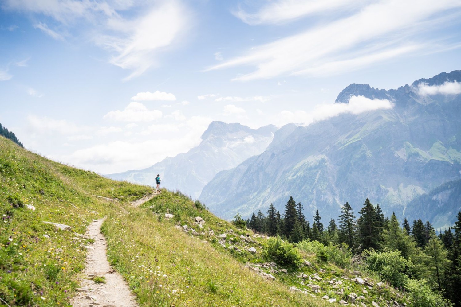 Le panorama au col du  Pillon est à couper le souffle.